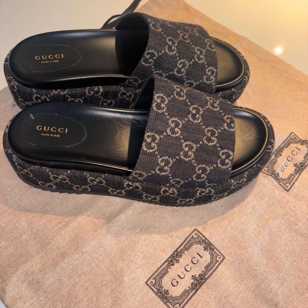 Gucci Black Platform Slides with GG Monogram 100% Authentic size 41